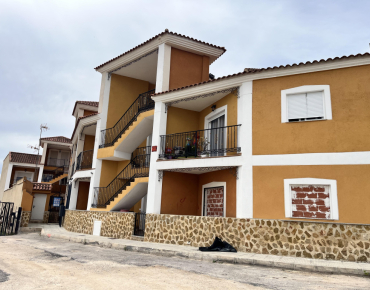 VIVIENDA EN LA MURADA